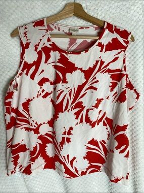 True Beauty by Emme Sleeveless Floral Print Top - Red & White